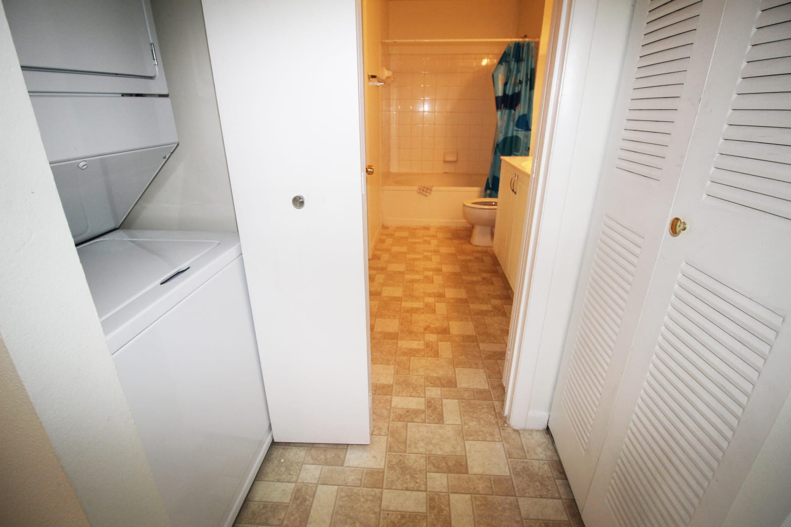 4823 Via Palm Lakes 1315 — photo 8