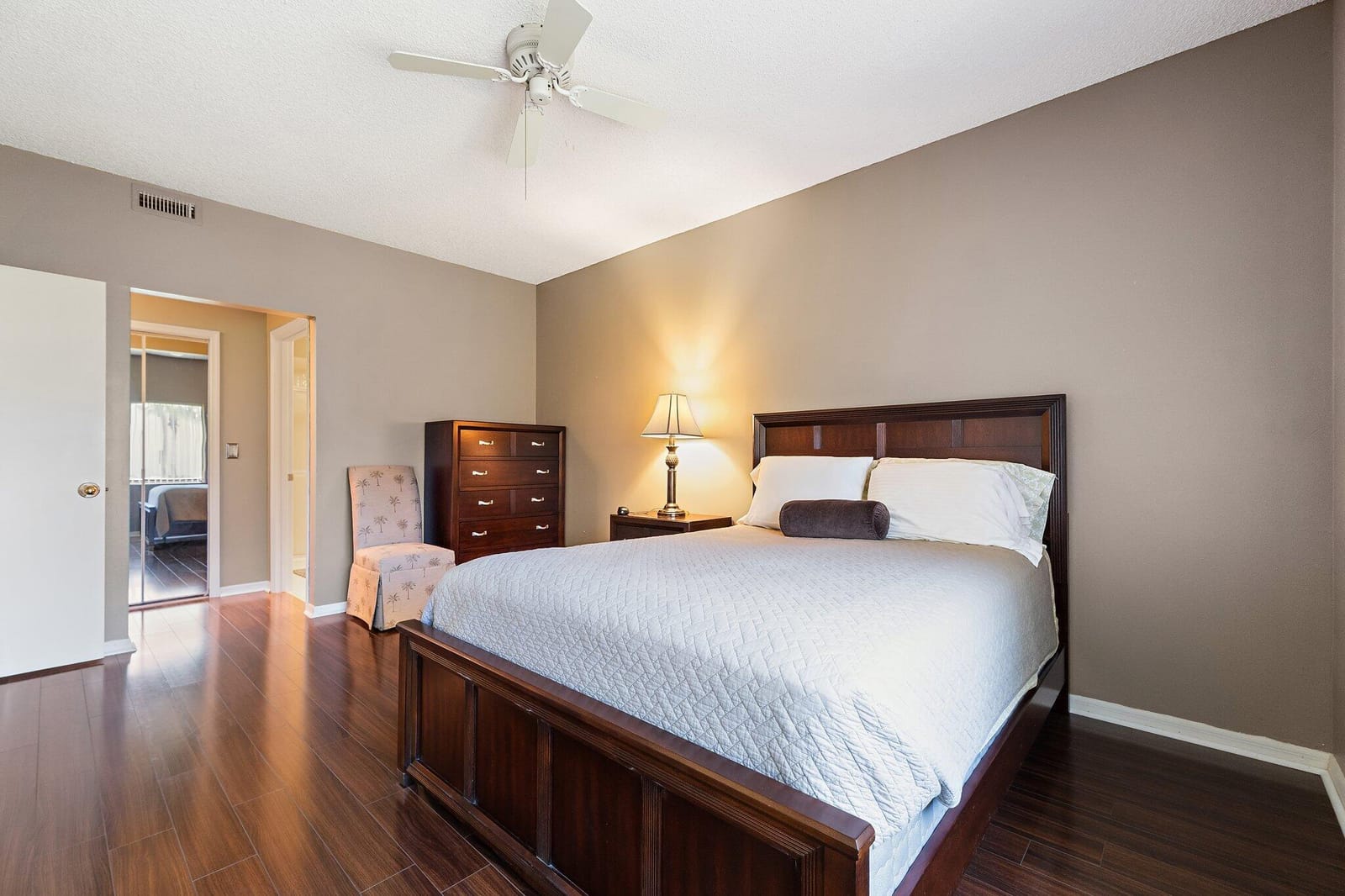 6503 SE Williamsburg Drive 104, Hobe Sound, FL 33455 photo 14