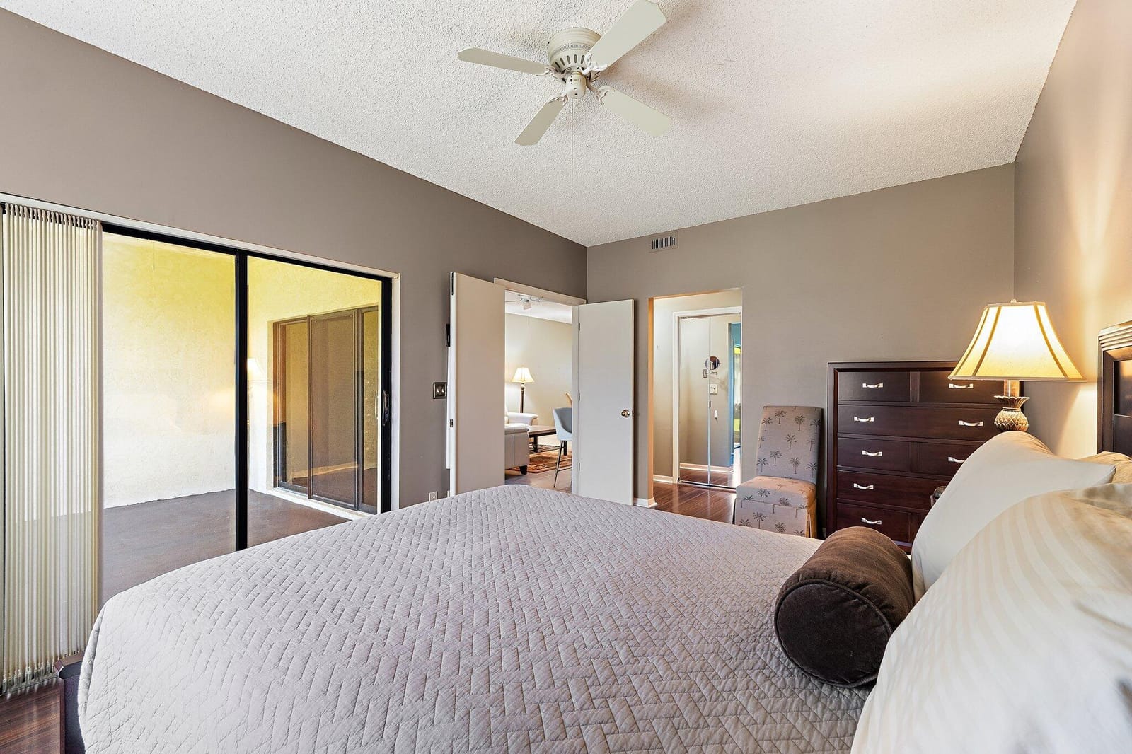 6503 SE Williamsburg Drive 104, Hobe Sound, FL 33455 photo 15