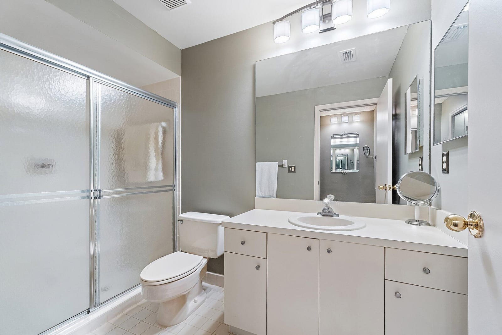 6503 SE Williamsburg Drive 104, Hobe Sound, FL 33455 photo 16