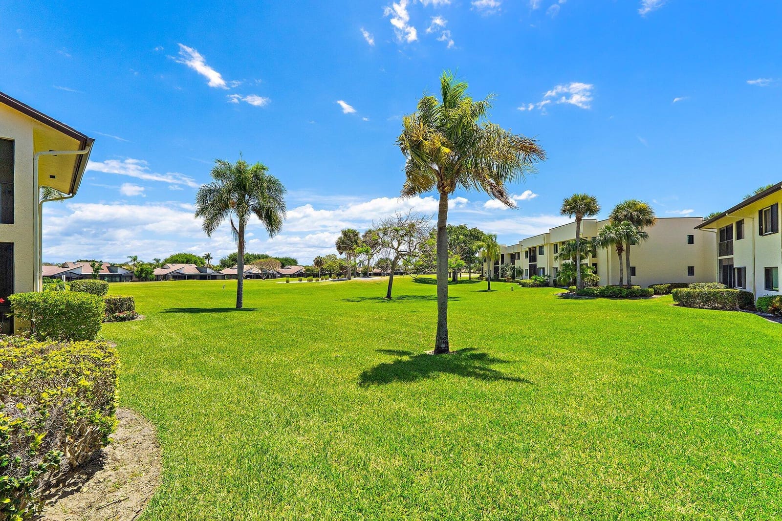 6503 SE Williamsburg Drive 104, Hobe Sound, FL 33455 photo 23