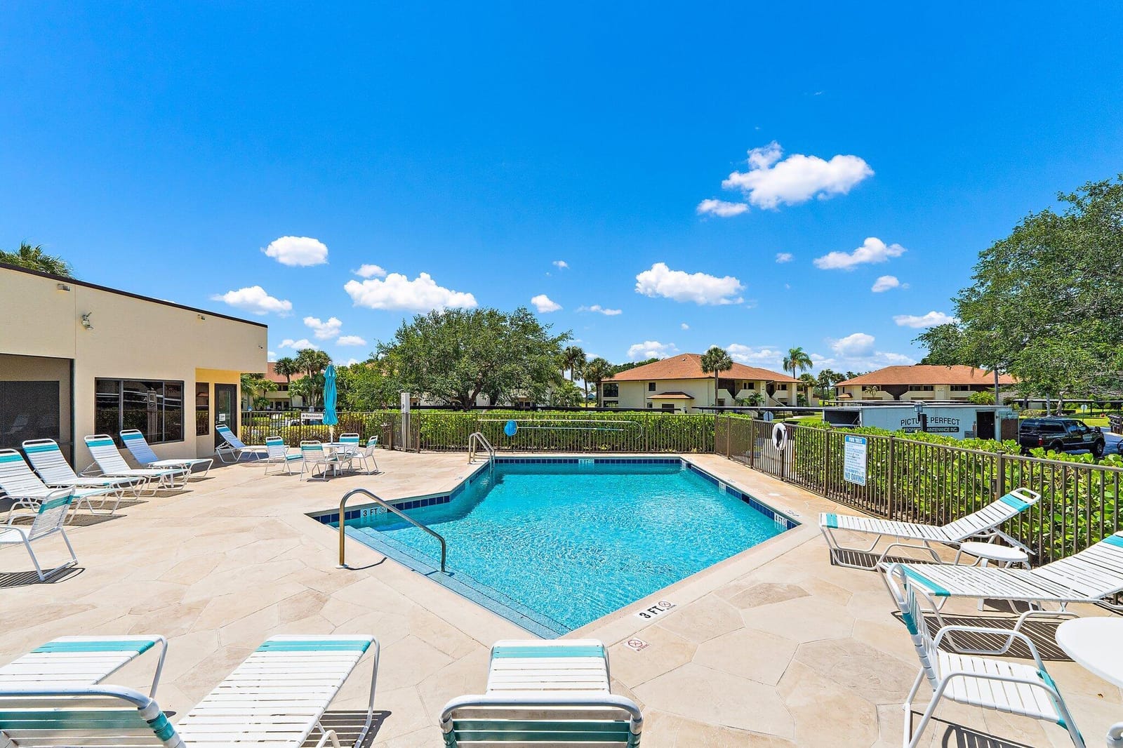 6503 SE Williamsburg Drive 104, Hobe Sound, FL 33455 photo 30