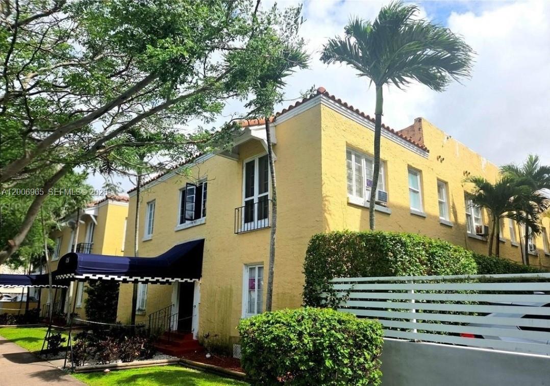 126 Mendoza Avenue 12, Coral Gables, FL 33134, Coral Gables