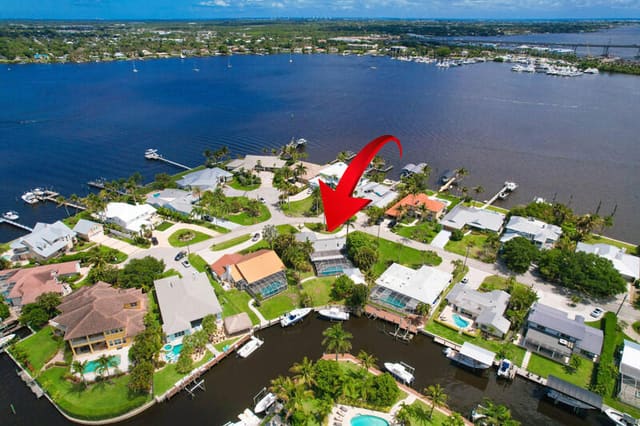 1209 SW Dyer Point Road, sold in Lighthouse Point, Palm City, FL