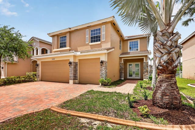 1464 NW Leonardo Circle, Port St. Lucie, FL 34986