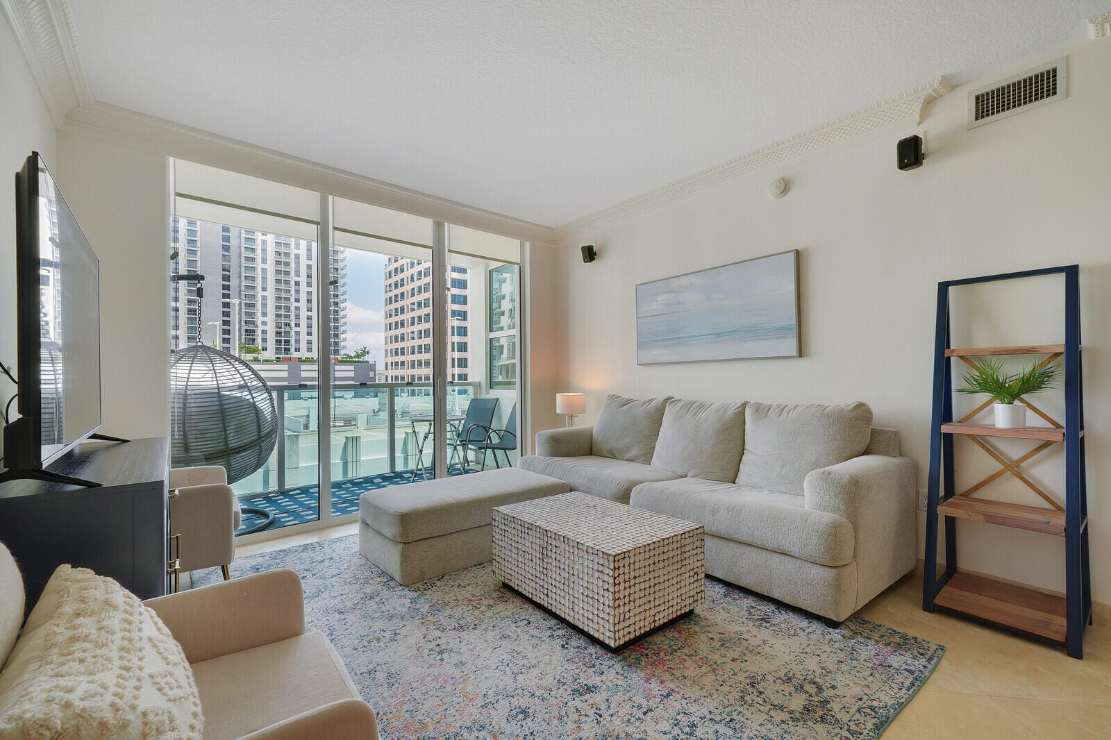 350 SE 2nd Street 860, Fort Lauderdale, FL 33301 photo 2