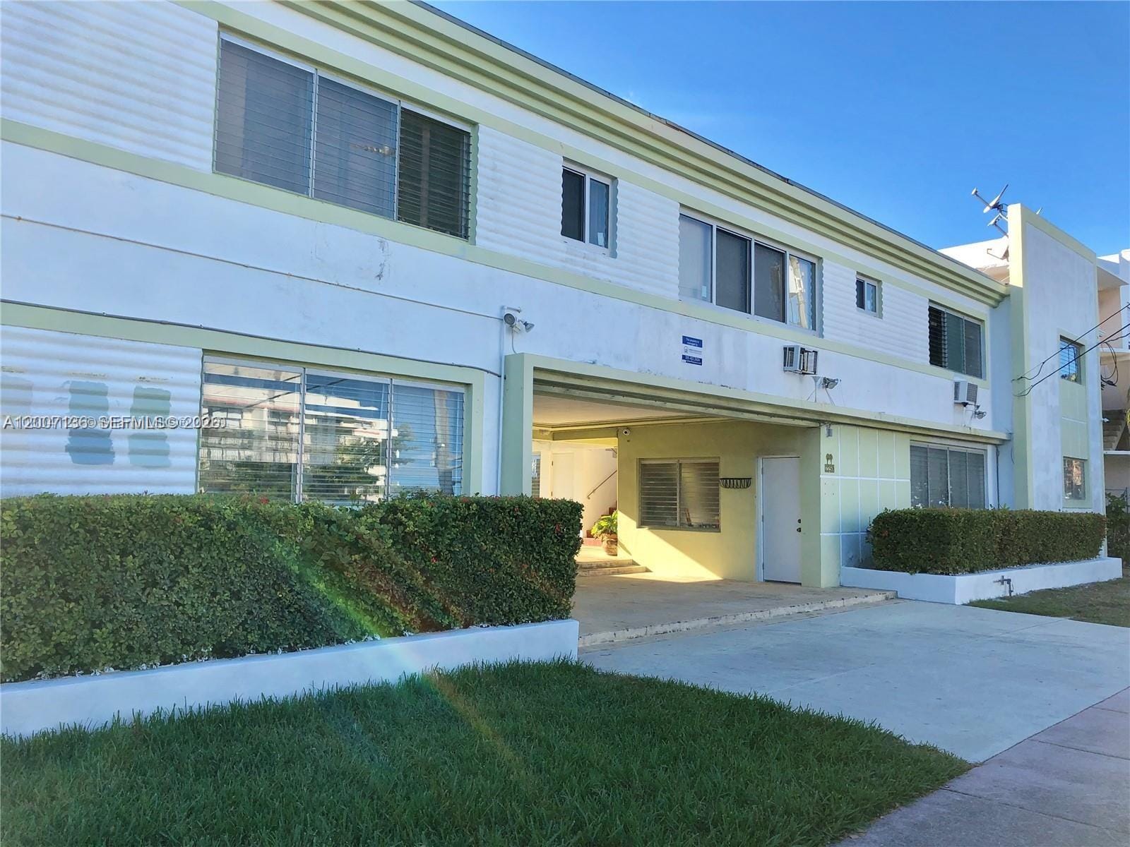 2250 Bay Drive 8, Miami Beach, FL 33141 photo 2