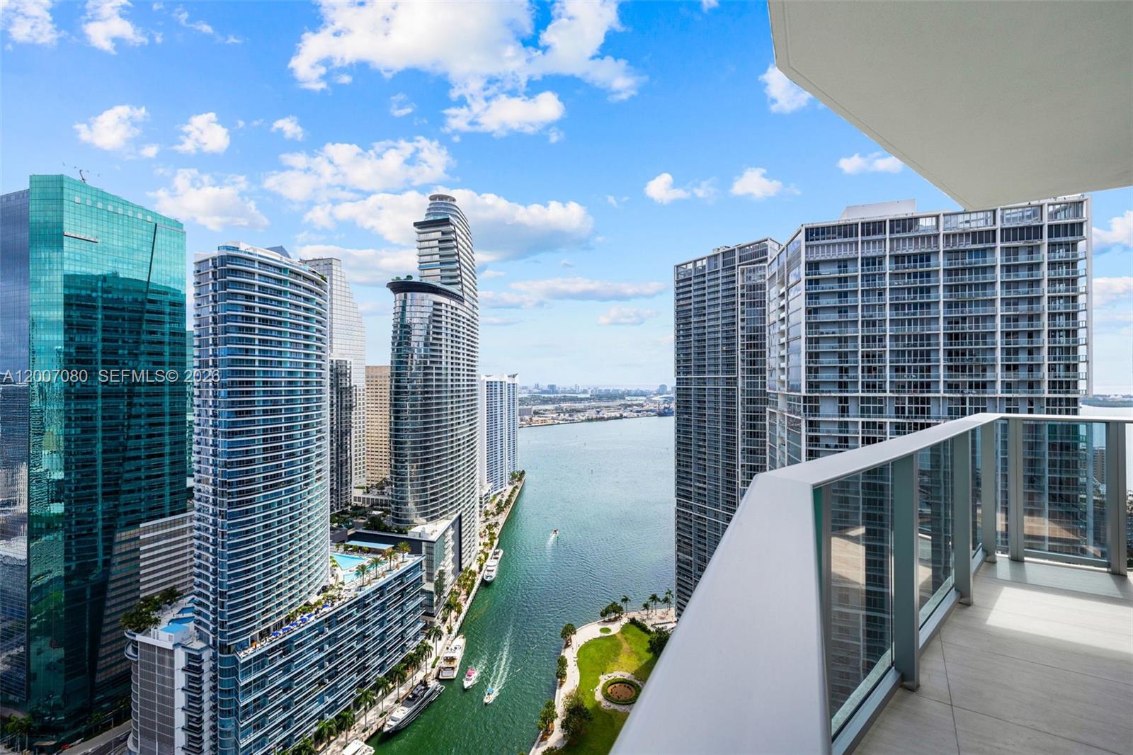 77 SE 5th Street PH01, Miami, FL 33131, Miami
