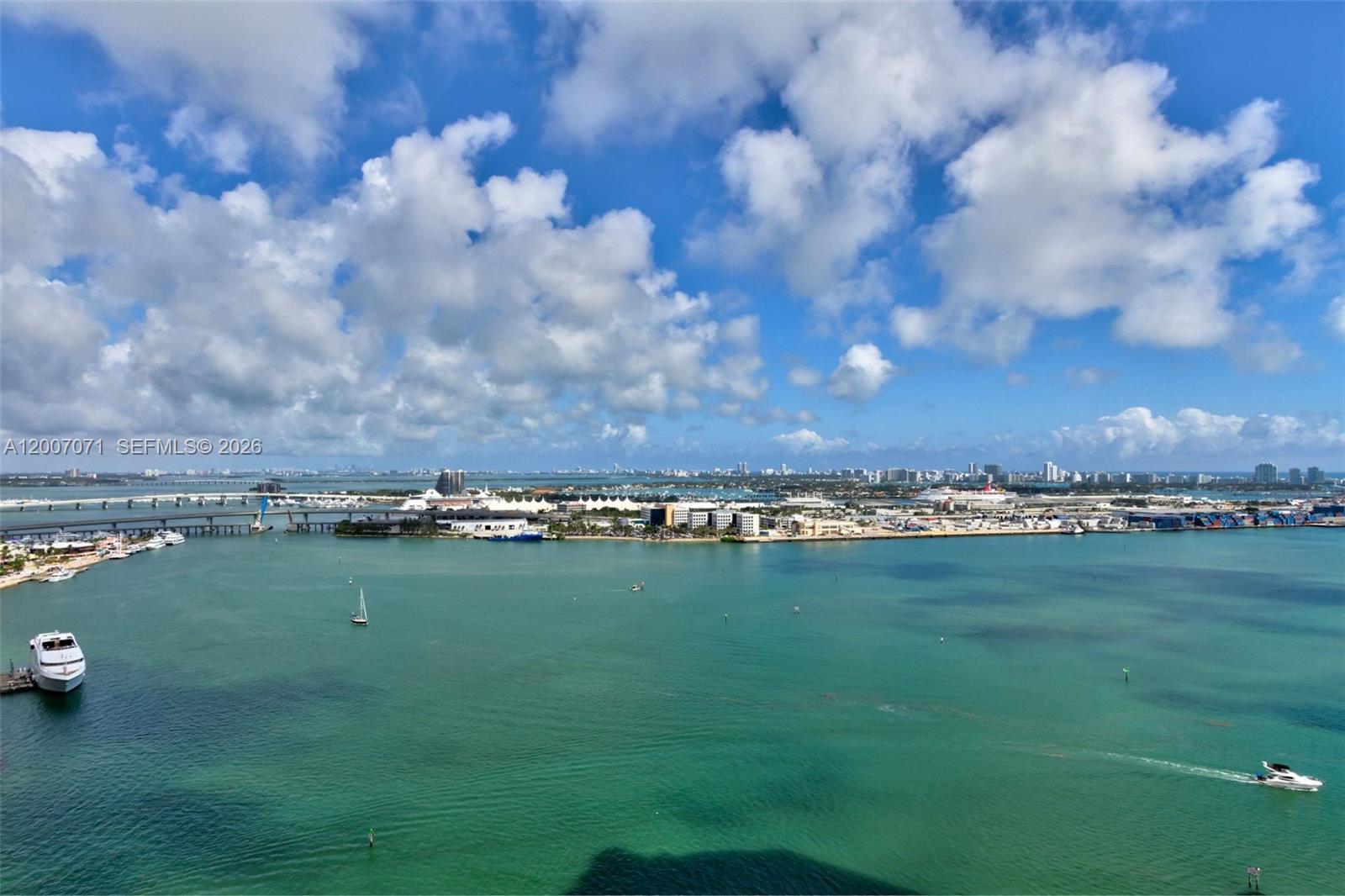 888 Brickell Key Drive 2802, Miami, FL 33131, Miami