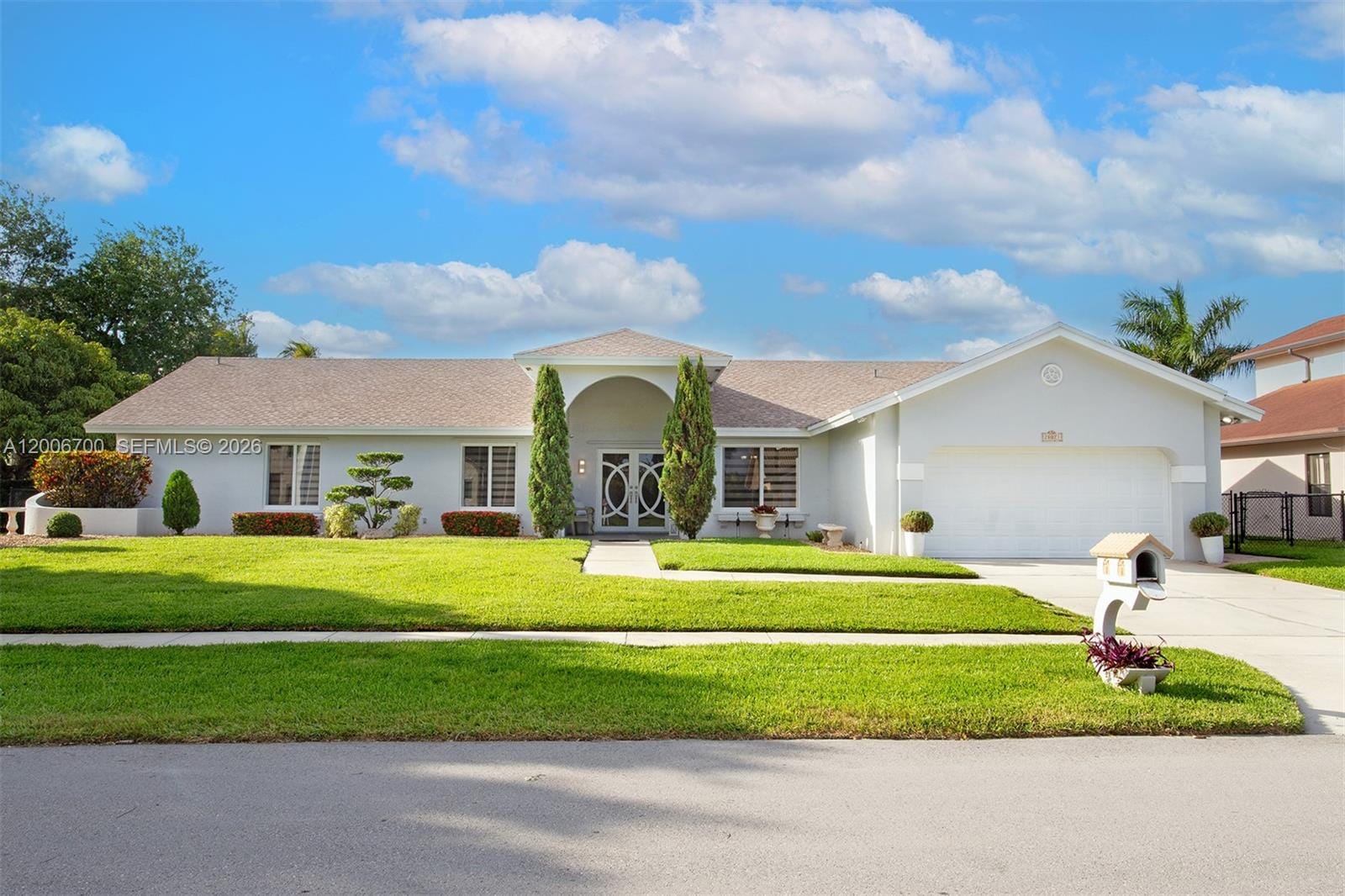 20071 NW 5th Street, Pembroke Pines, FL 33029