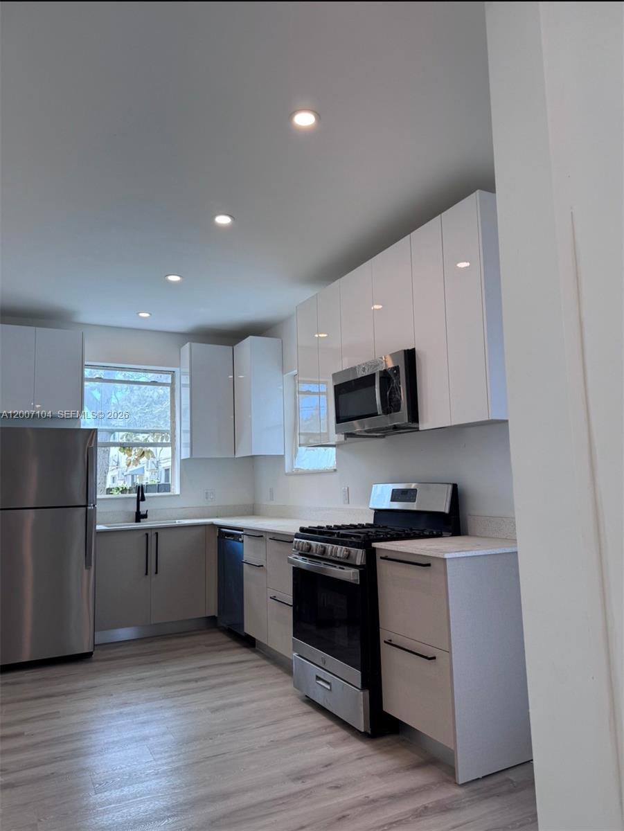 950 79th Terrace 1, Miami Beach, FL 33141, Miami Beach