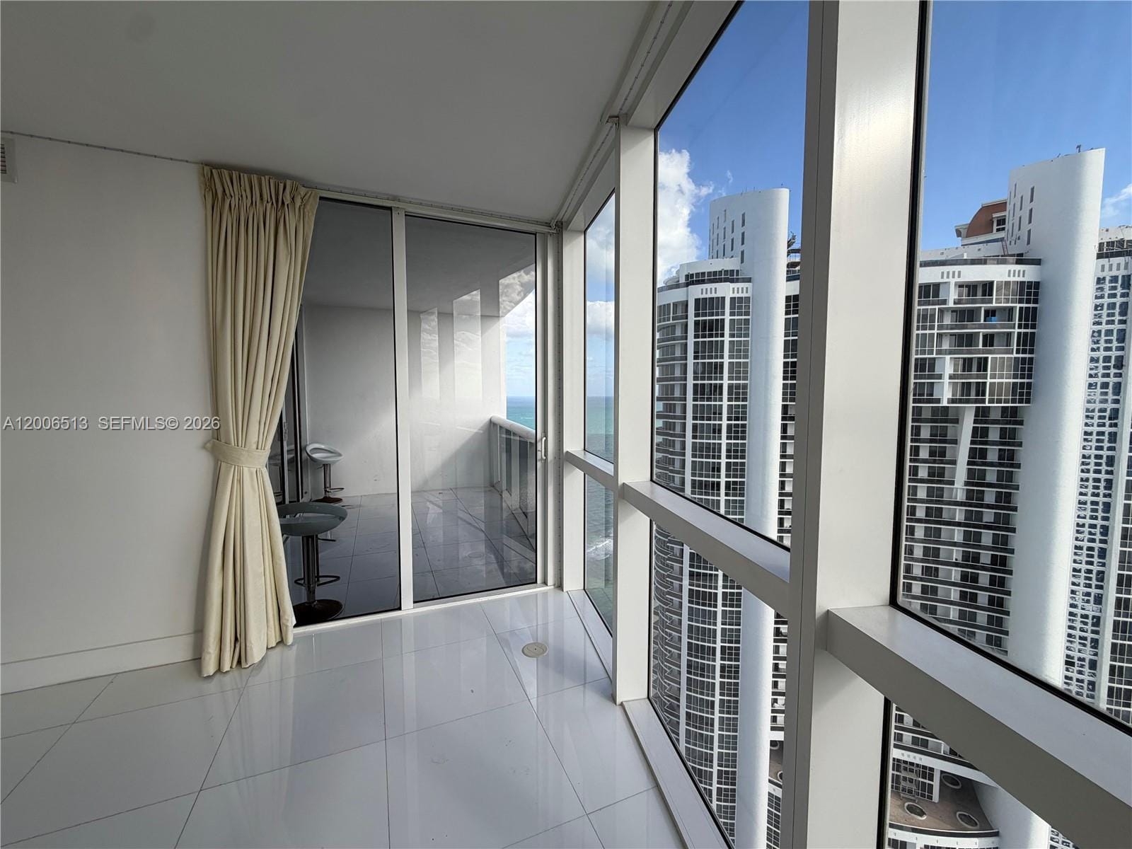 18201 Collins Avenue 5105, Sunny Isles Beach, FL 33160 photo 12