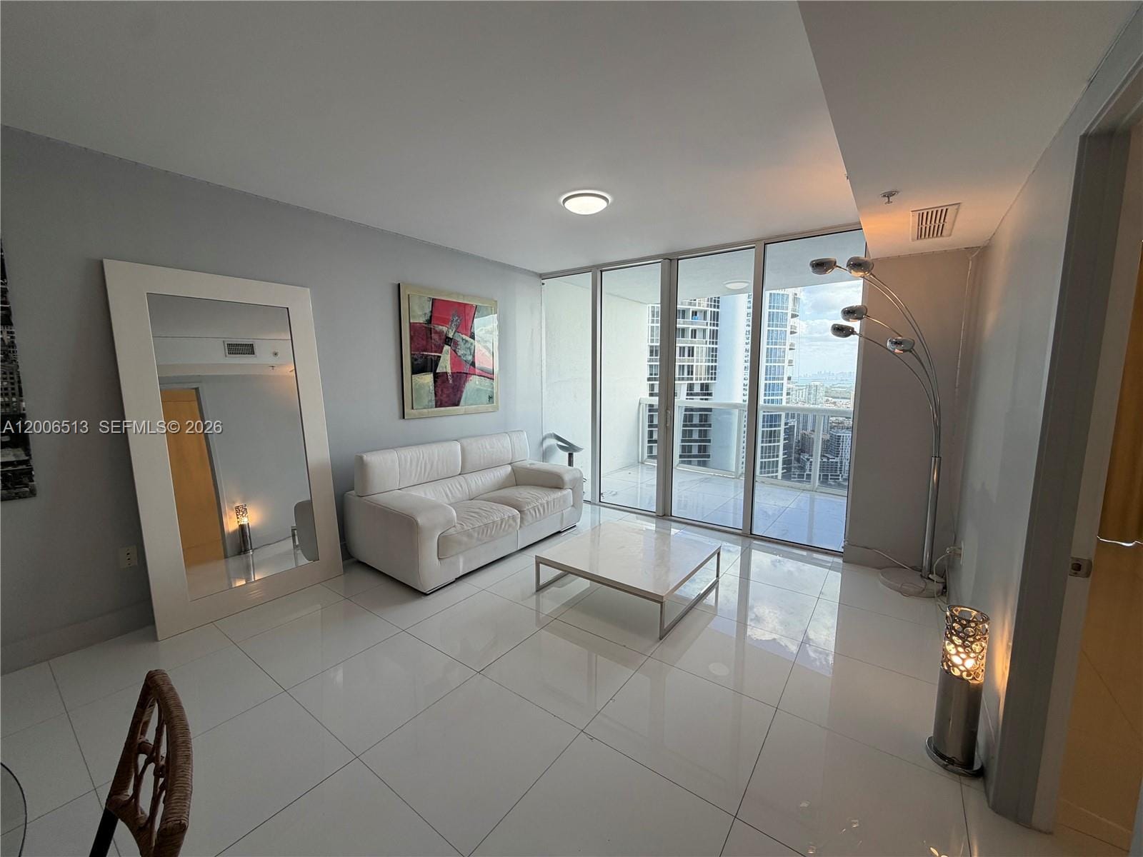 18201 Collins Avenue 5105, Sunny Isles Beach, FL 33160 photo 7