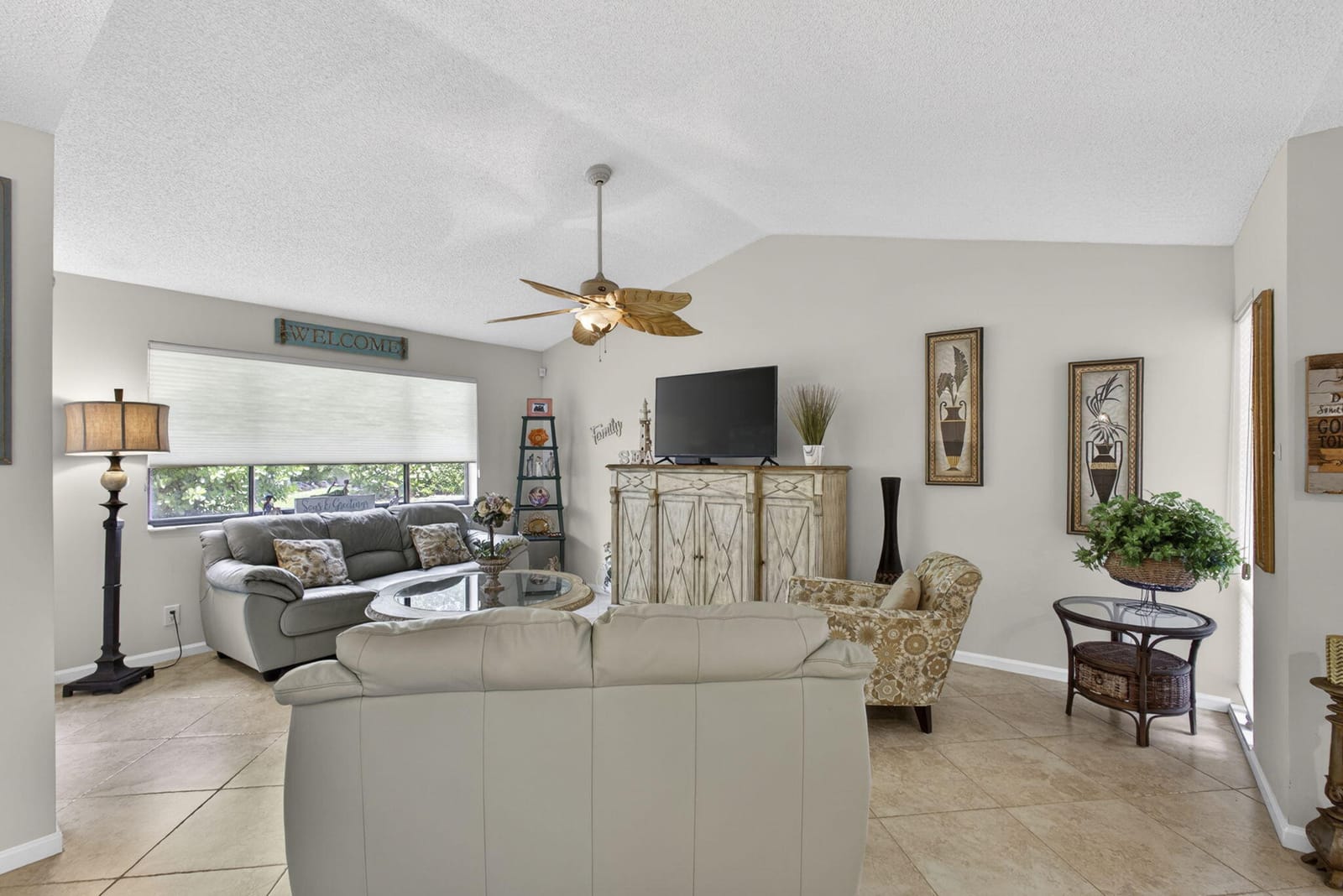 23 Lexington Lane W B, Palm Beach Gardens, FL 33418 photo 19