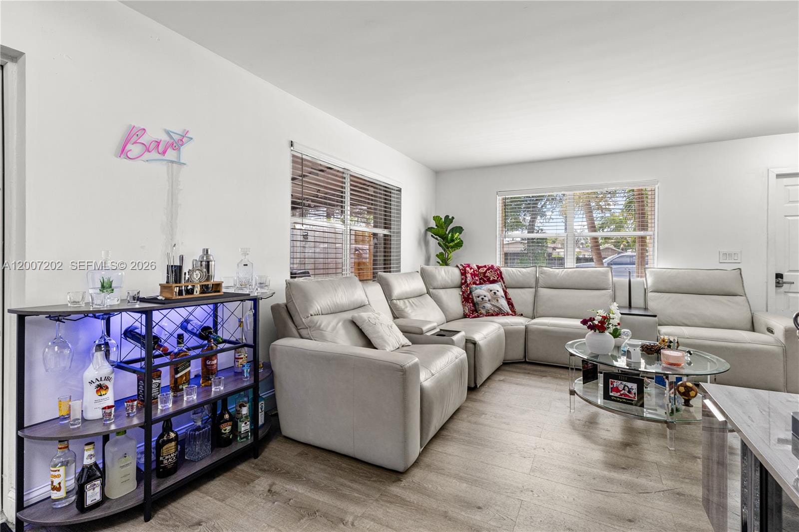 203 NE 12th Avenue 203 — photo 9