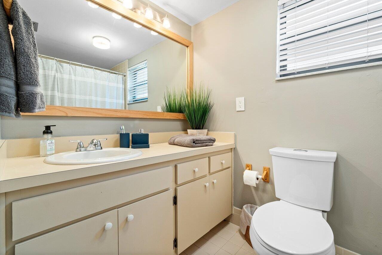 11863 Wimbledon Circle 407, Wellington, FL 33414 photo 4
