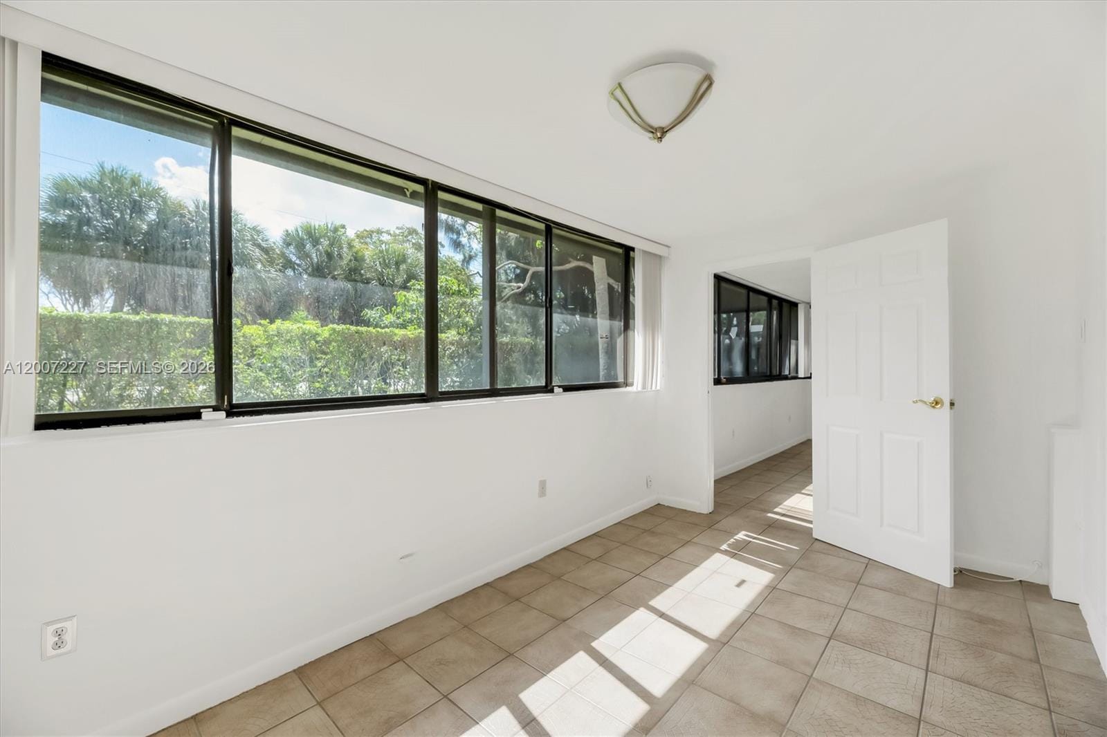 380 Fairway Circle 46, Weston, FL 33326 photo 17