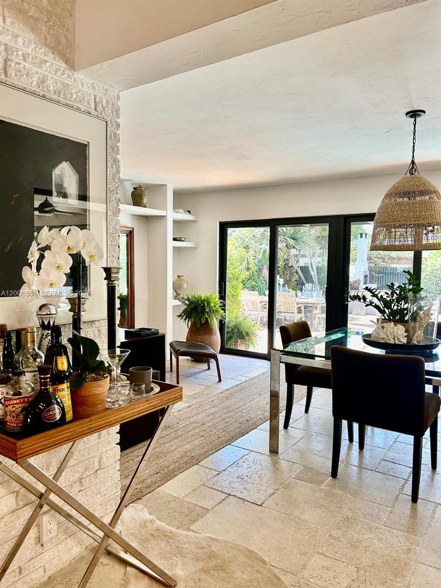 825 N Bel Air Drive, Plantation, FL 33317 photo 8