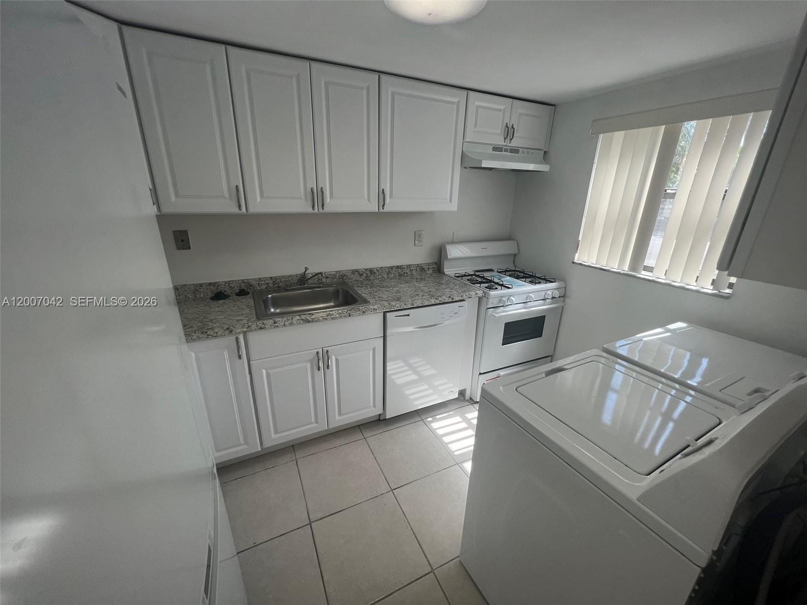 11141 SW 70th Terrace — photo 4