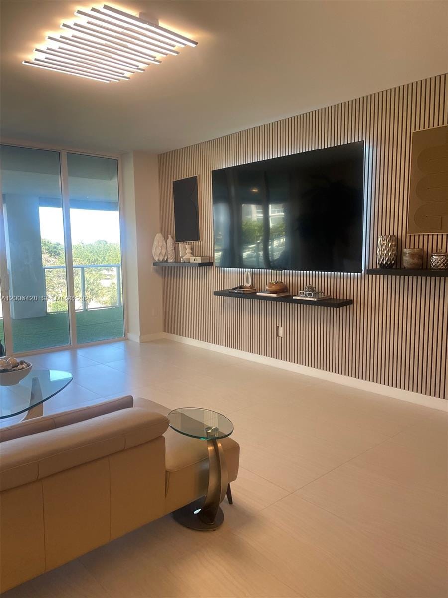 220 SE Mizner Boulevard 321 — photo 8