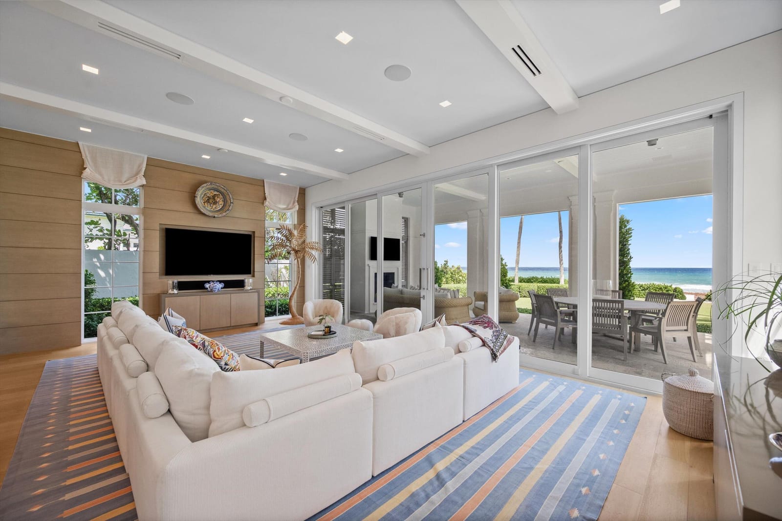 3501 N Ocean Boulevard, Gulf Stream, FL 33483 photo 12