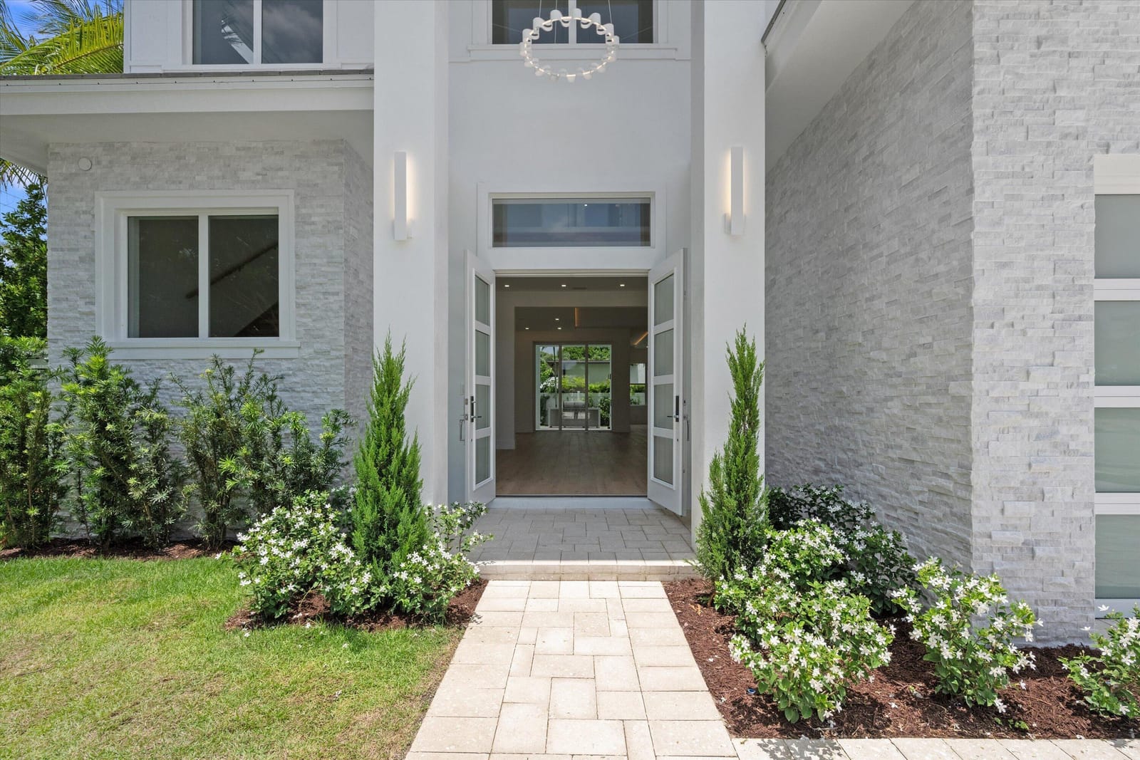 291 Summa Street, West Palm Beach, FL 33405 photo 4