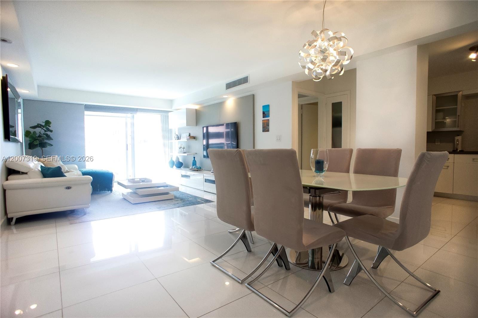 5161 Collins Avenue 1003, Miami Beach, FL 33140 photo 2