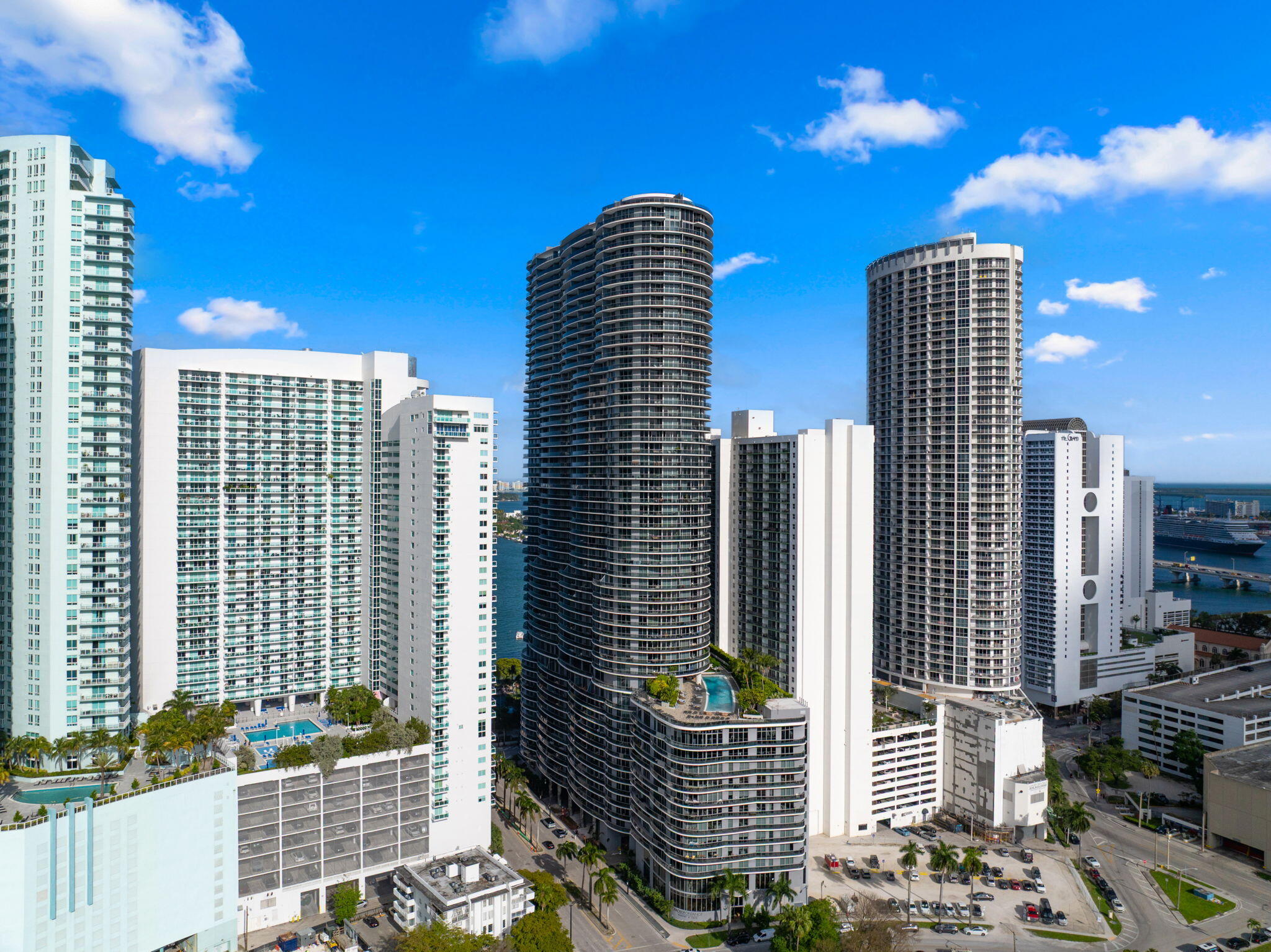488 NE 18th Street 905, Miami, FL 33132, Miami
