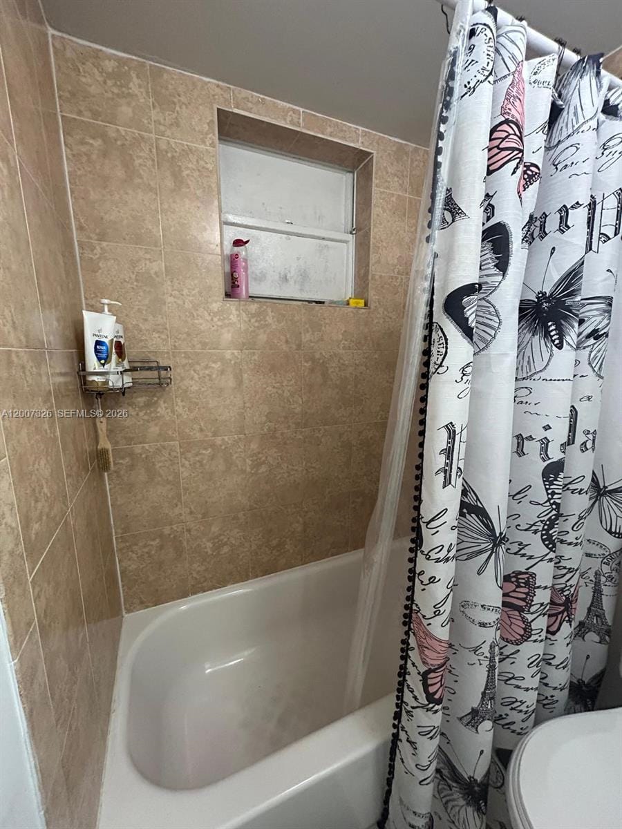 1100 NE 1st Court 104, Hallandale Beach, FL 33009 photo 2