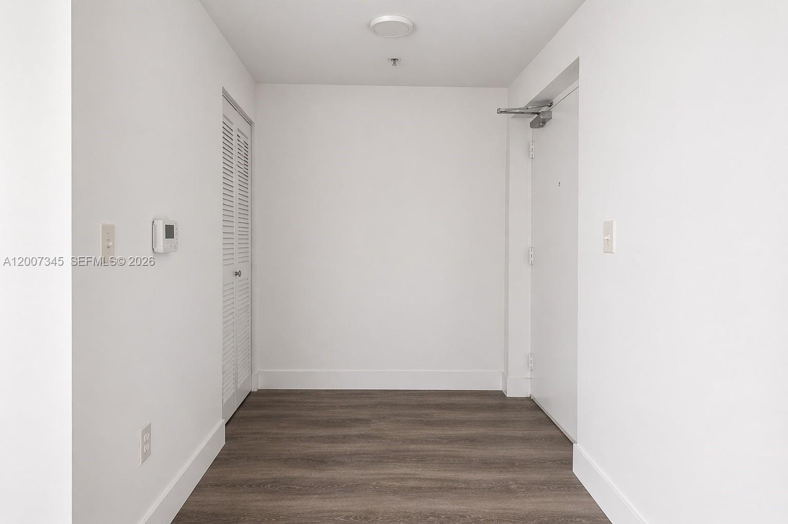 6580 Indian Creek Drive 511 — photo 3