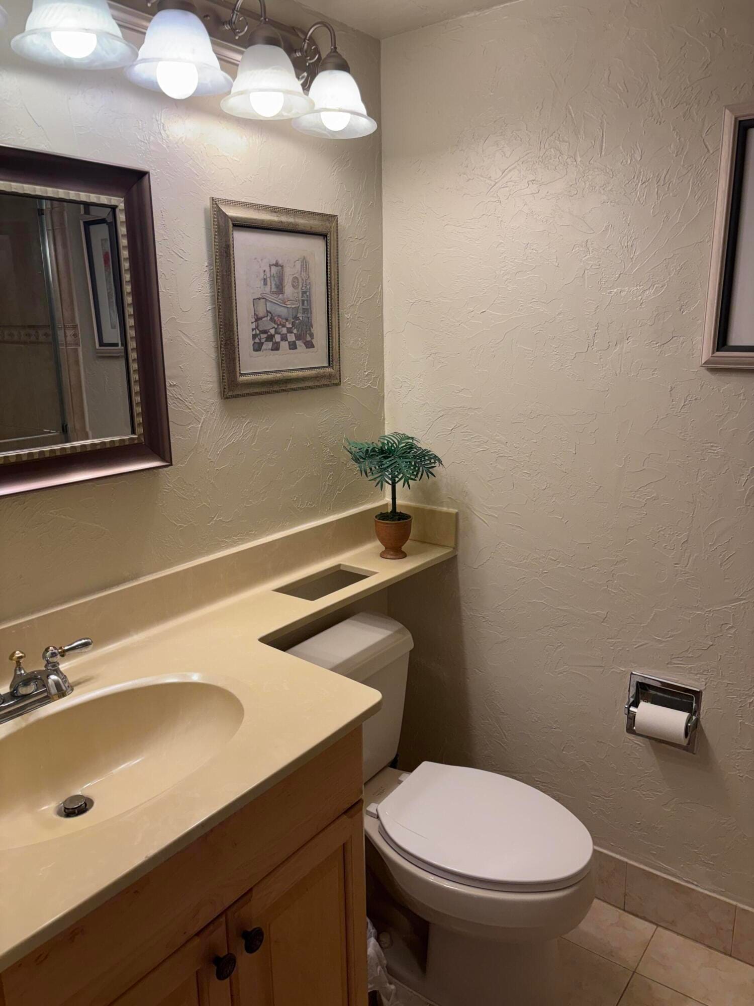 60 Pelican Pointe Drive 1020 — photo 12