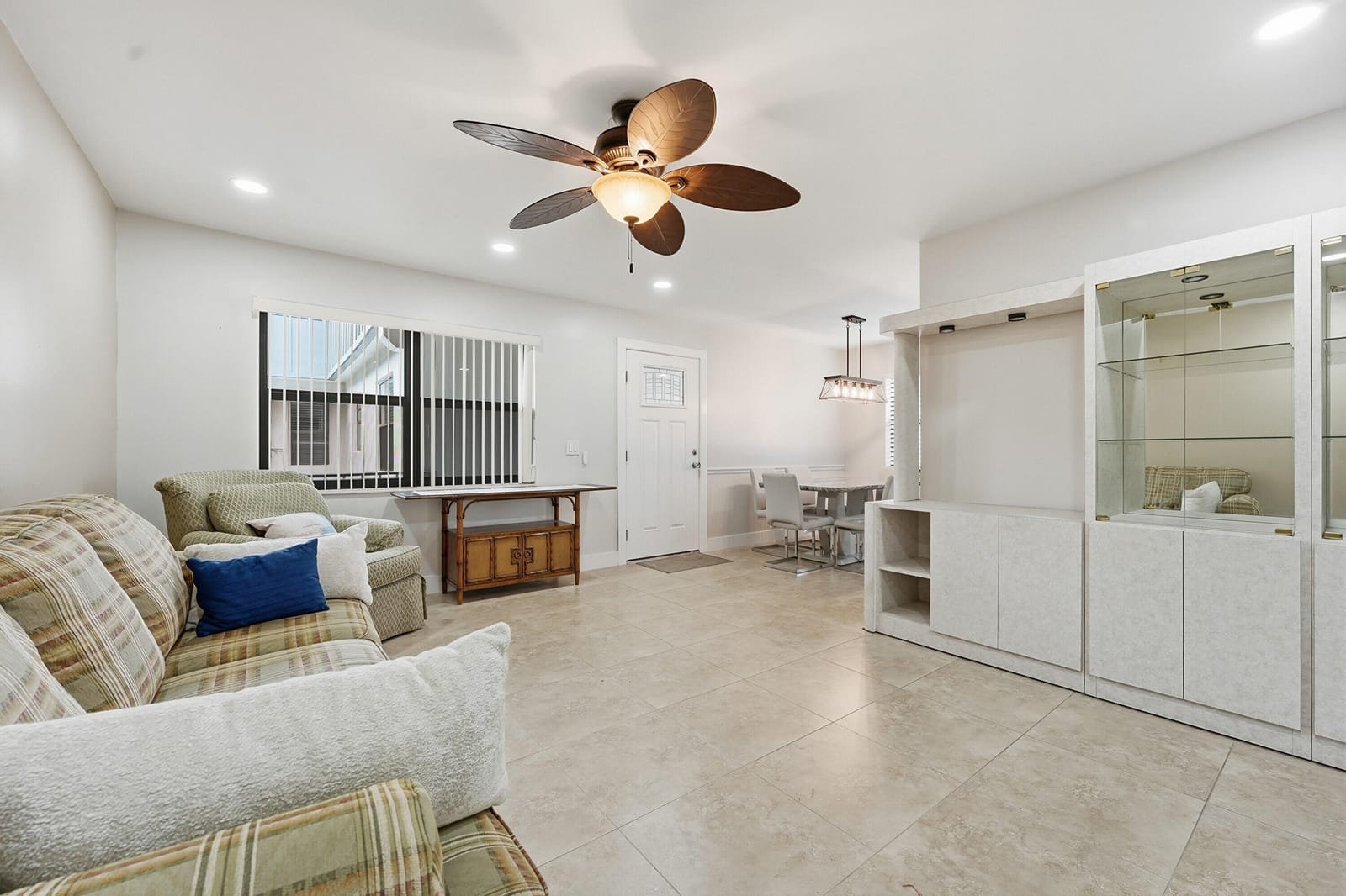 566 Piedmont L, Delray Beach, FL 33484 photo 2