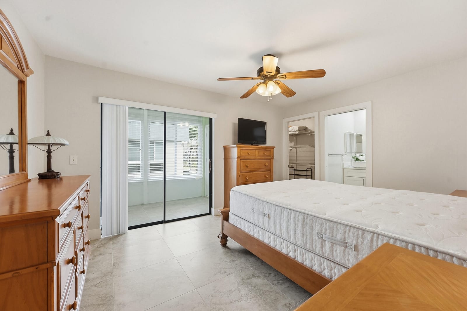 566 Piedmont L, Delray Beach, FL 33484 photo 5