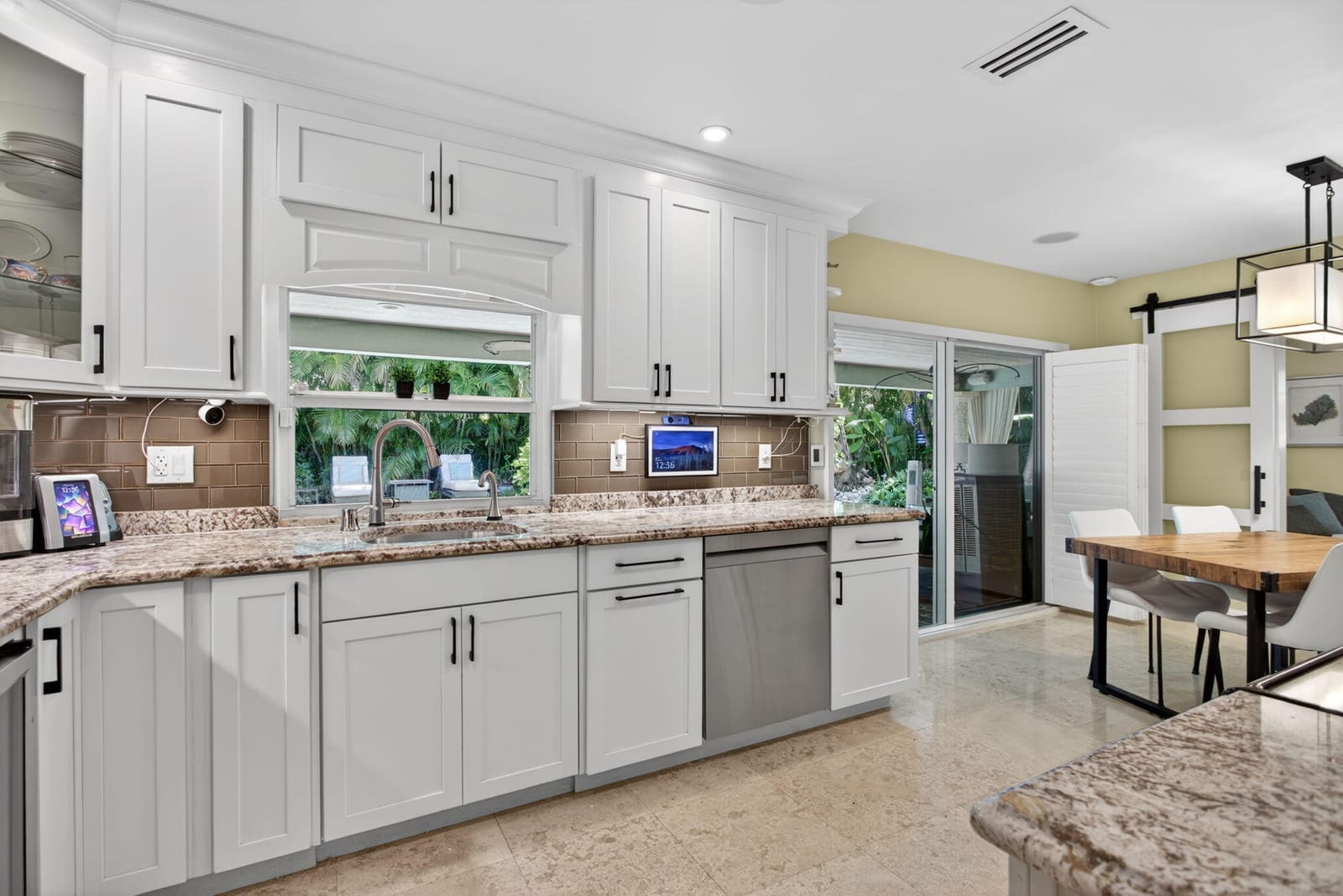 2812 NW 12th Avenue, Wilton Manors, FL 33311 photo 10