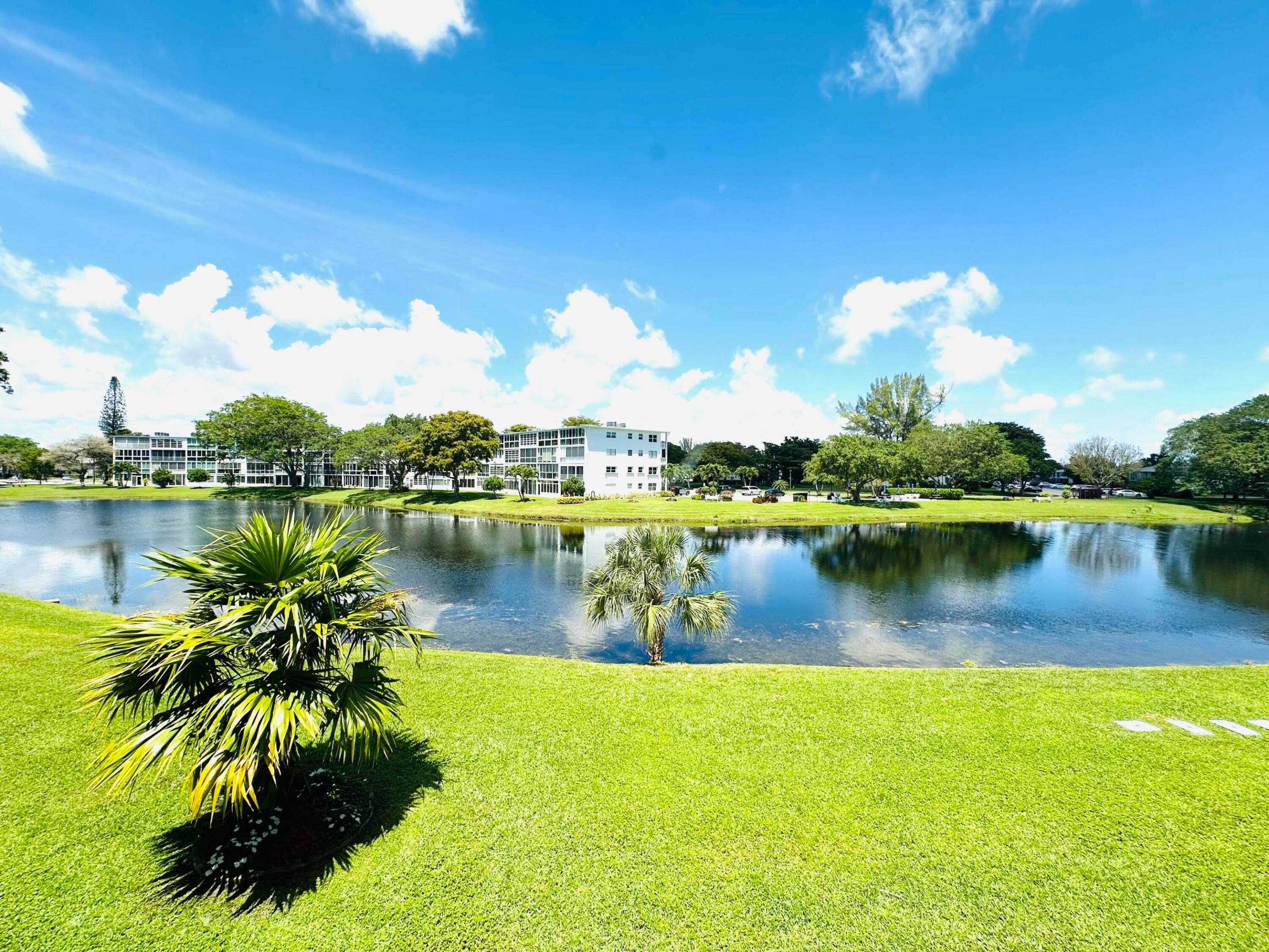 2132 Cambridge F 2132, Deerfield Beach, FL 33442, Deerfield Beach