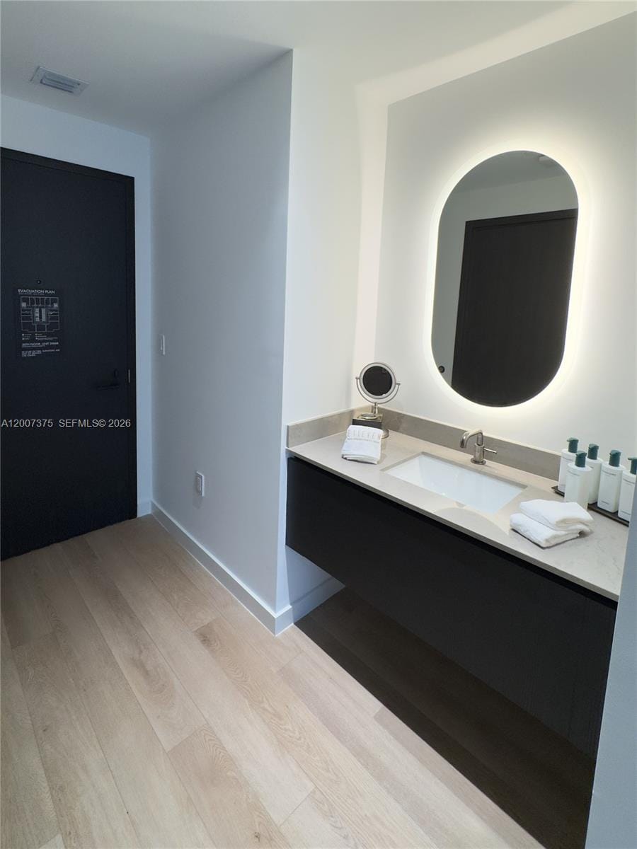 20 NE 11th Street 3006B, Miami, FL 33132 photo 7