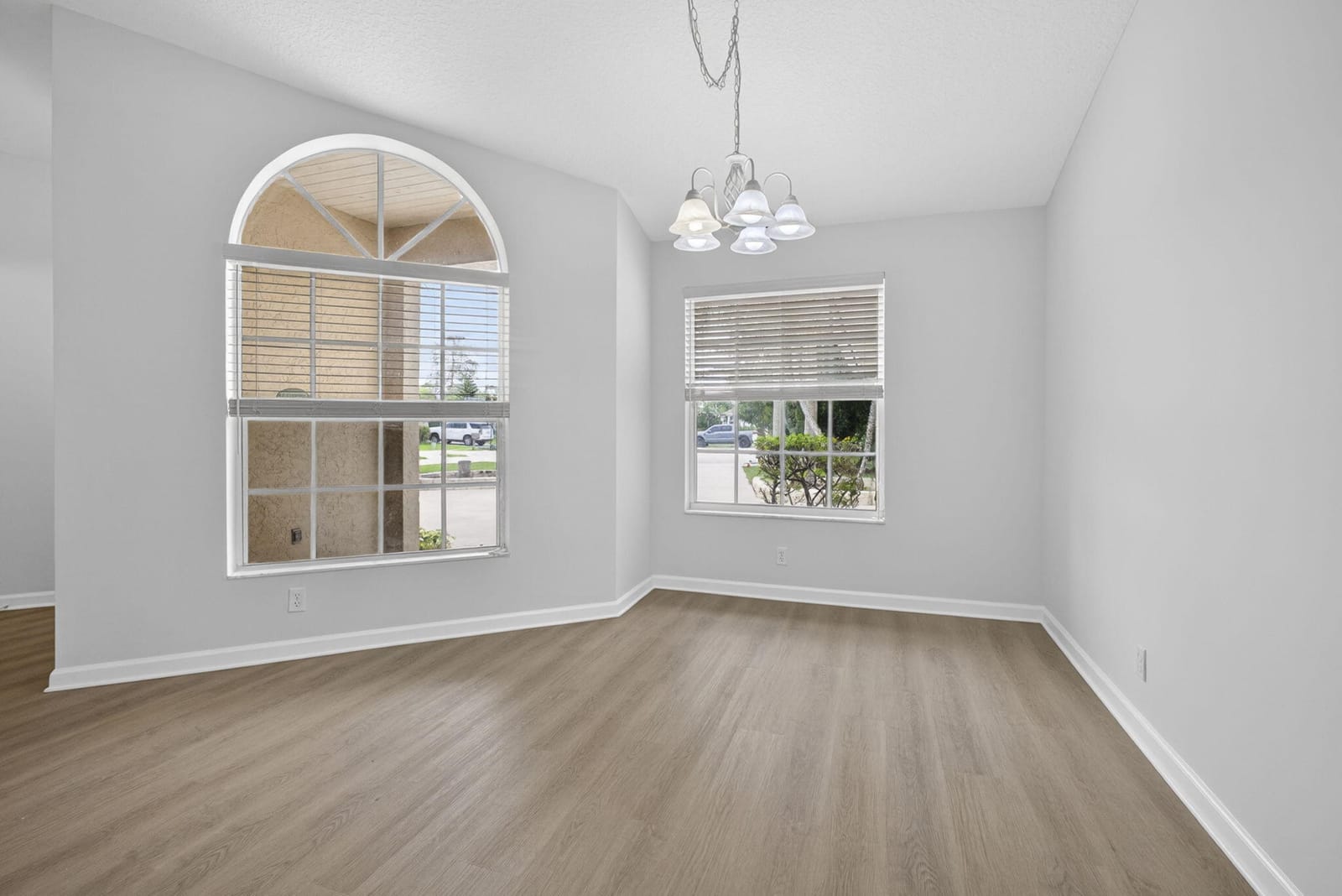 103 Oxford Court, Royal Palm Beach, FL 33411 photo 12