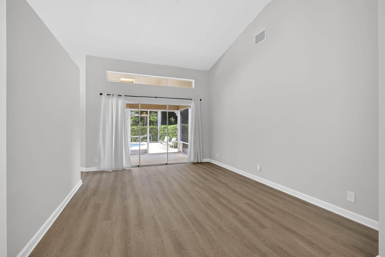 103 Oxford Court, Royal Palm Beach, FL 33411 photo 14