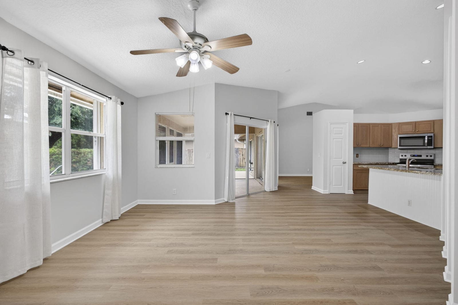103 Oxford Court, Royal Palm Beach, FL 33411 photo 25