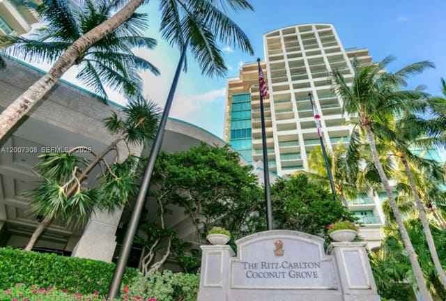3400 SW 27th Avenue 805, Coconut Grove, FL 33133