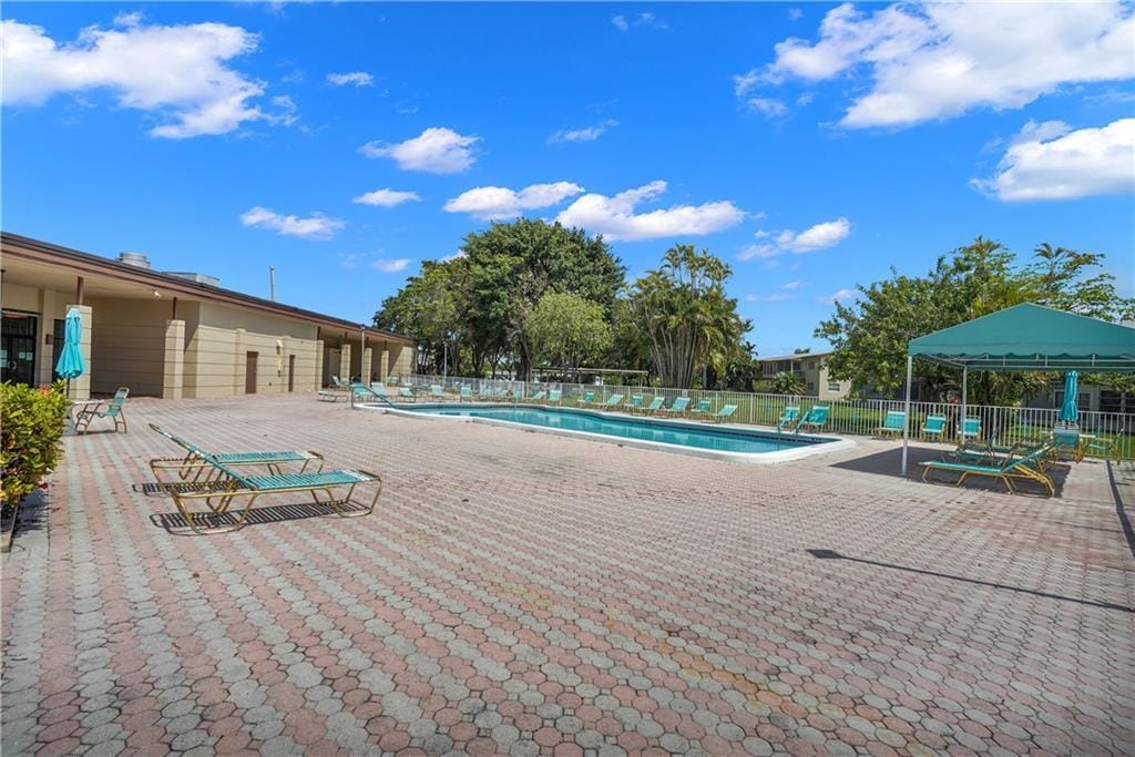 7400 NW 4th Place 205, Margate, FL 33063 photo 6