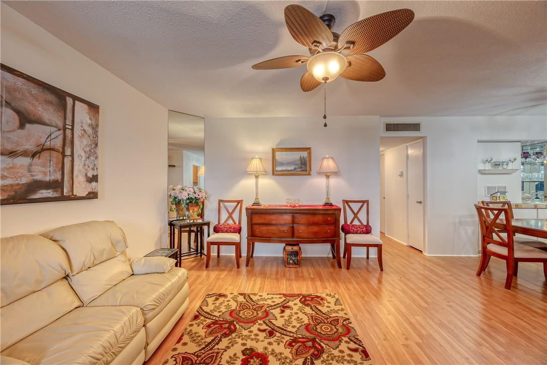 2400 NE 10th Street 204, Pompano Beach, FL 33062, Pompano Beach