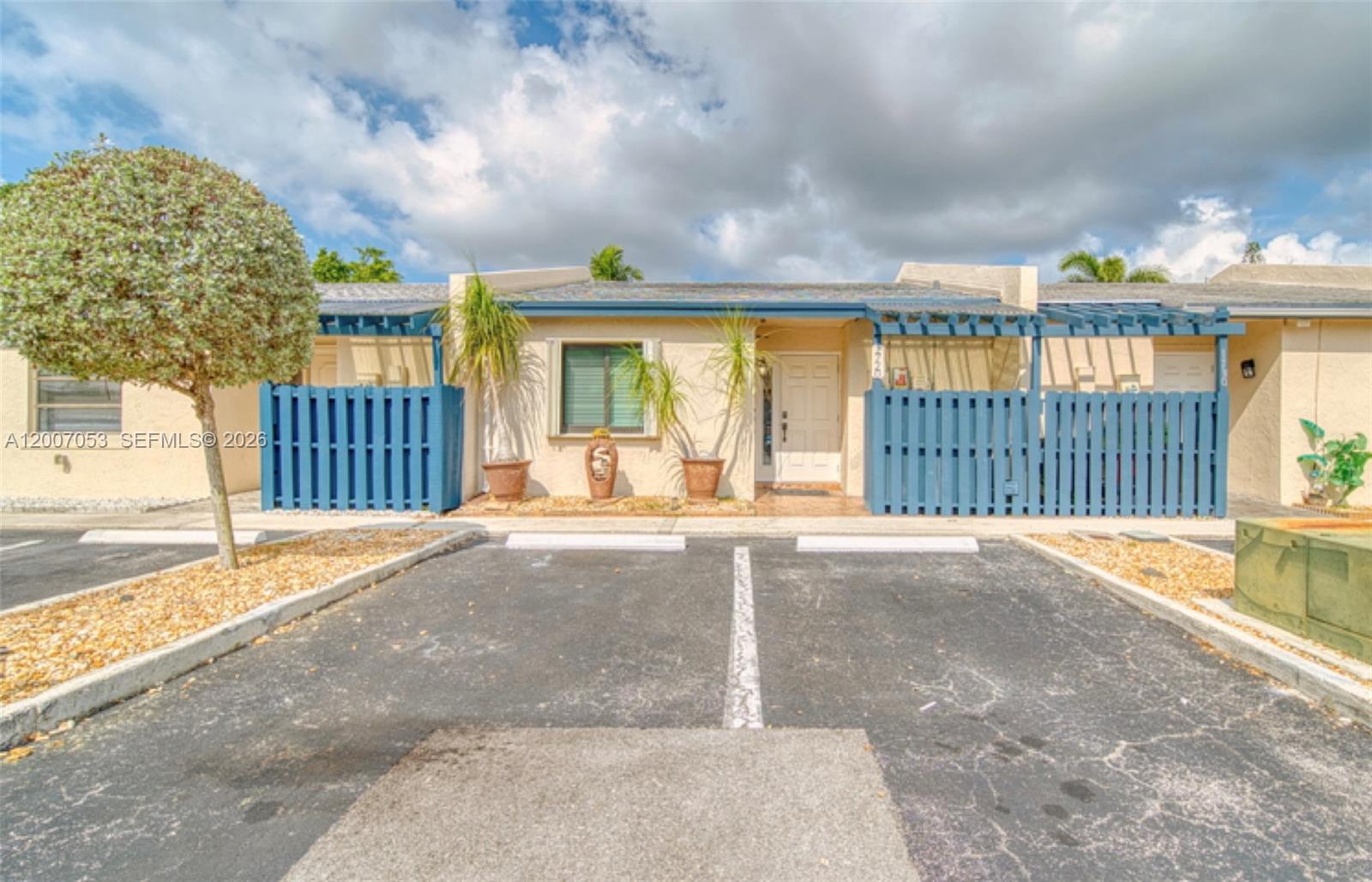 1720 NW 92nd Avenue, Pembroke Pines, FL 33024, Pembroke Pines