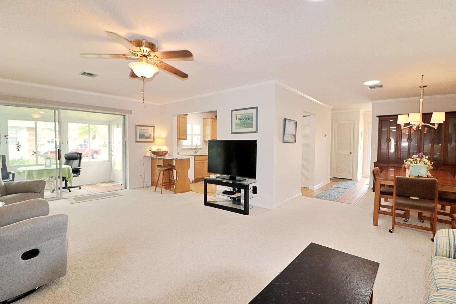 945 Savannas Point Drive, Fort Pierce, FL 34982 photo 14
