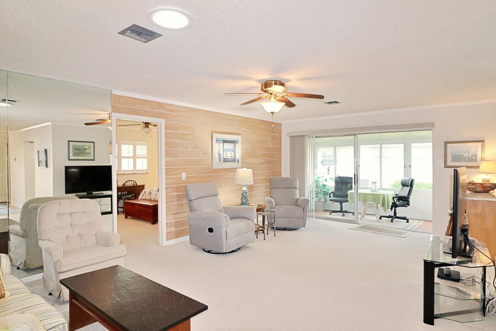 945 Savannas Point Drive, Fort Pierce, FL 34982 photo 15