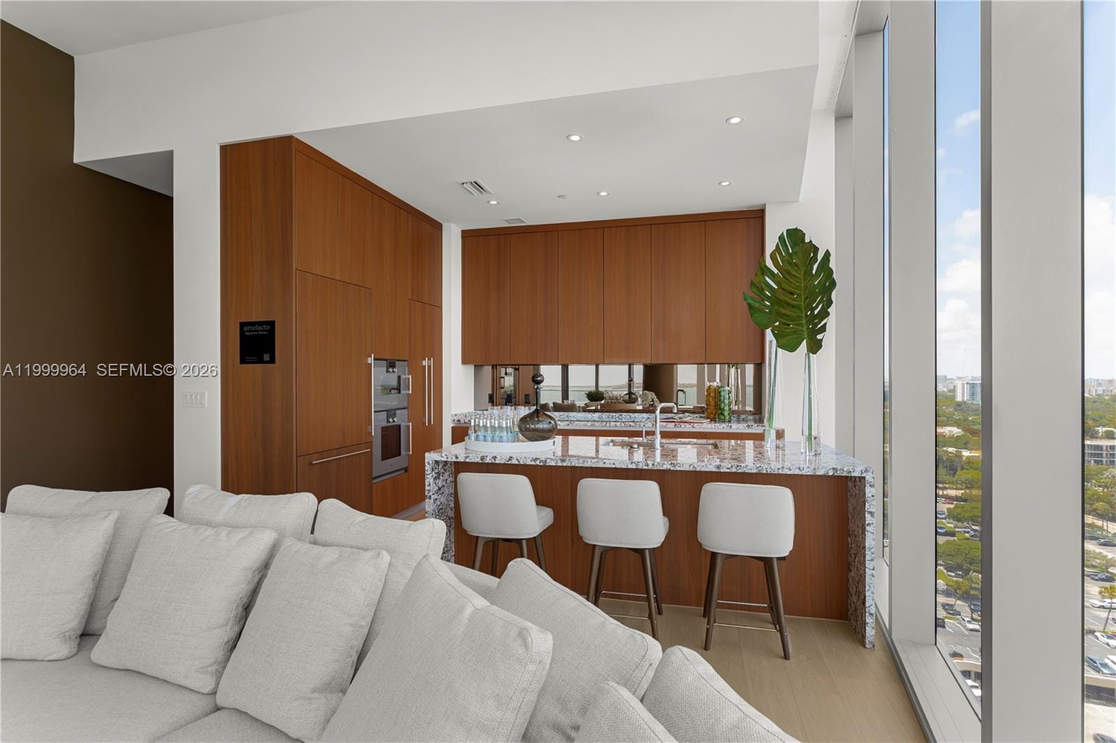 175 SE 25th Road 1501, Miami, FL 33129 photo 12