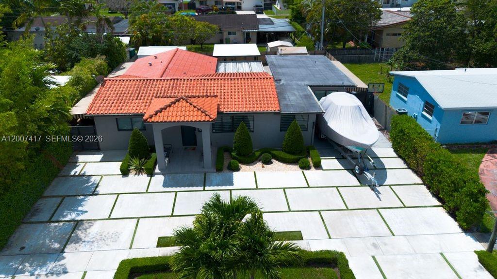 4210 W 6th Avenue, Hialeah, FL 33012, Hialeah