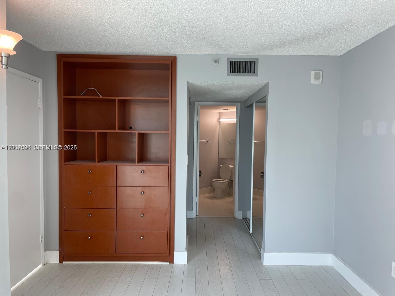 5880 Collins Avenue 1006, Miami Beach, FL 33140 photo 4