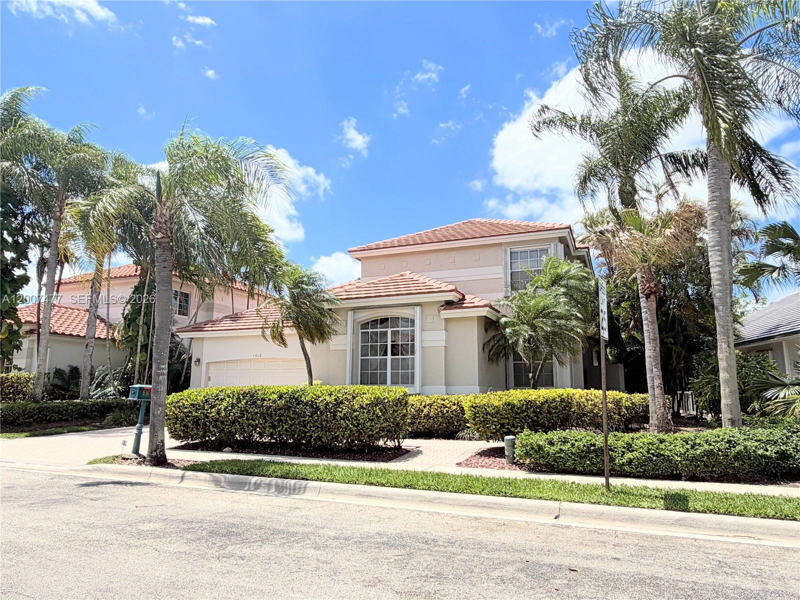 1510 W Lacosta Drive W, Pembroke Pines, FL 33027, Pembroke Pines
