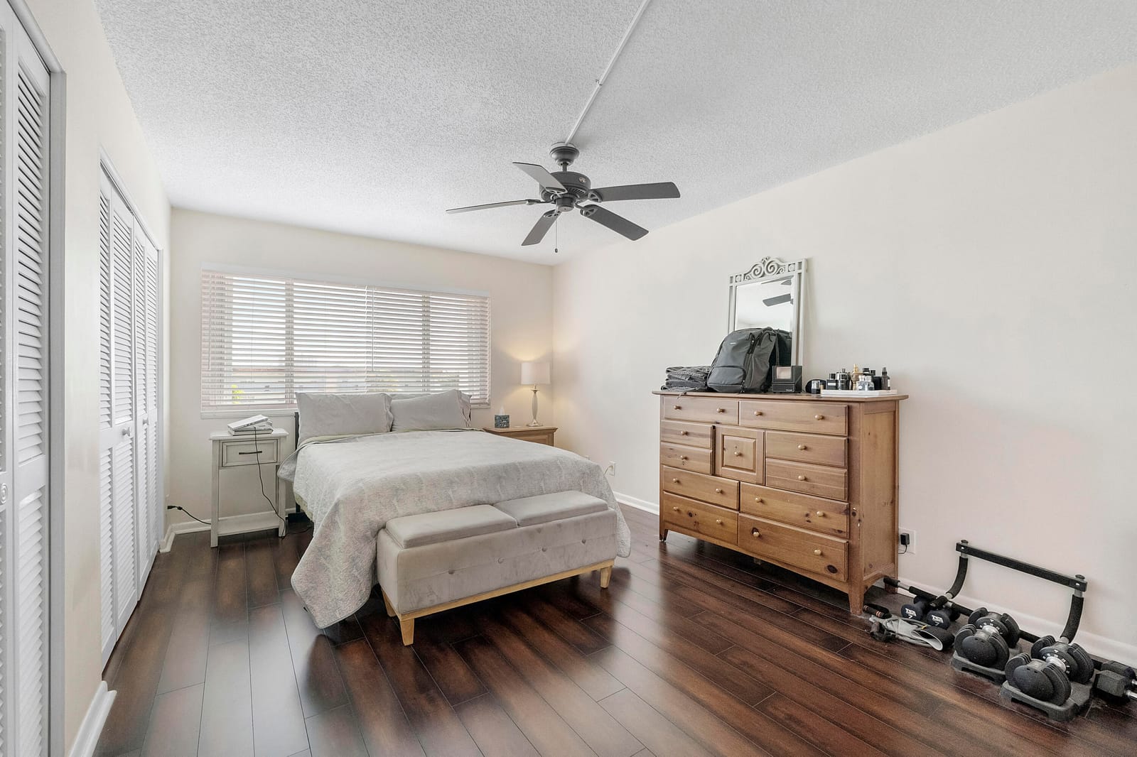 125 Shore Court 304a — photo 2
